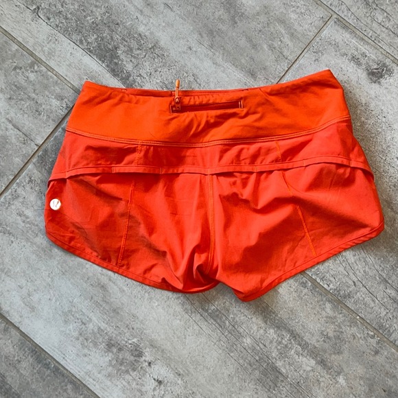 Lululemon Women's Speed Up Shorts 2.5 - Picture 2 of 8